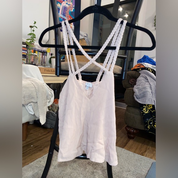 Tobi cute light pink double strap front cross flowy tank top - Picture 4 of 7
